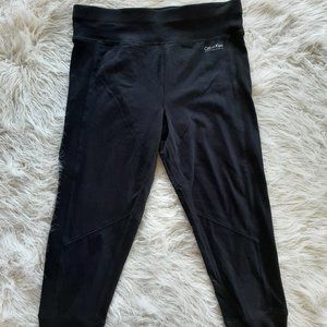 Calvin Klein Performance Women's Black Cropped Pants Size: M
